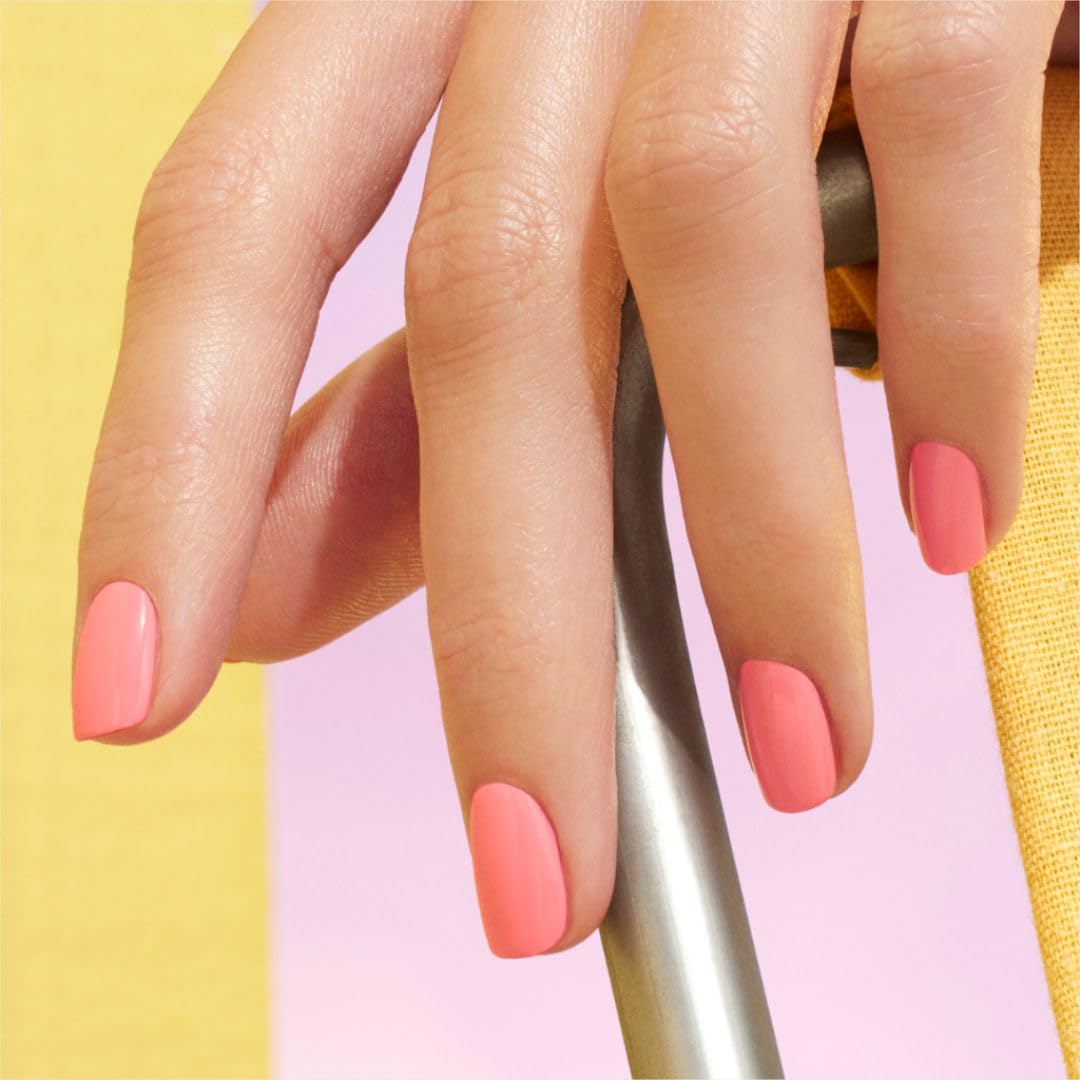 Manucurist Green Flash LED lamp image highlighting quick curing for a fast manicure