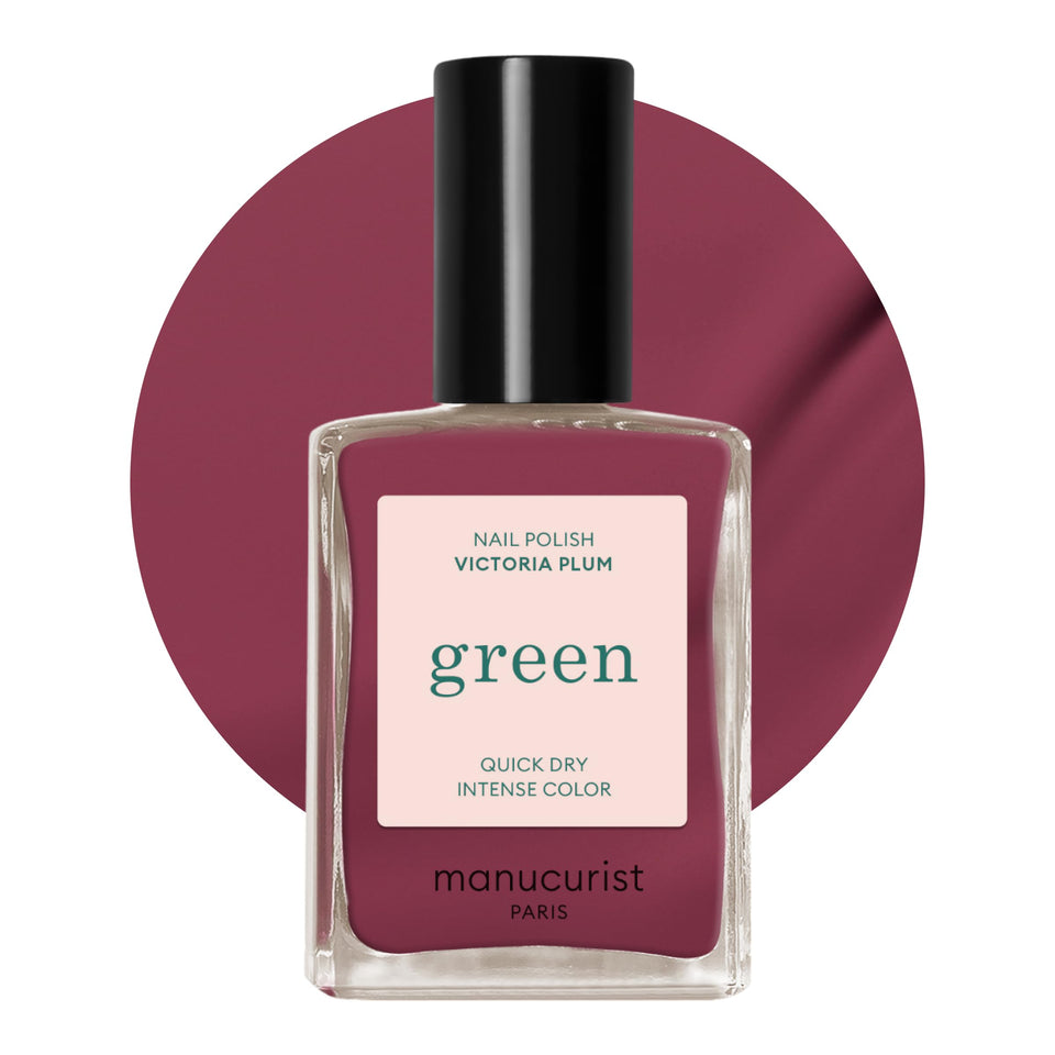Manucurist Green Quick Dry bottle showcases plant-based gloss for a safe manicure.