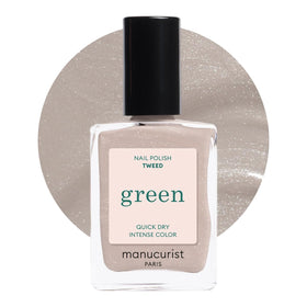 Manucurist Green Tweed bottle shows pearlescent grey finish for quick-dry color