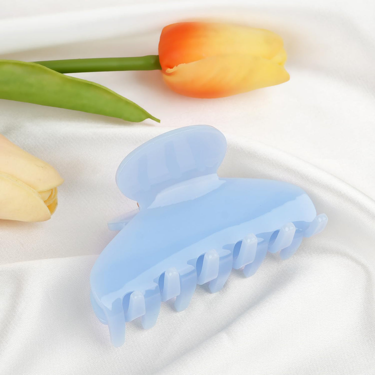 MAORULU clip features smooth teeth for gentler styling