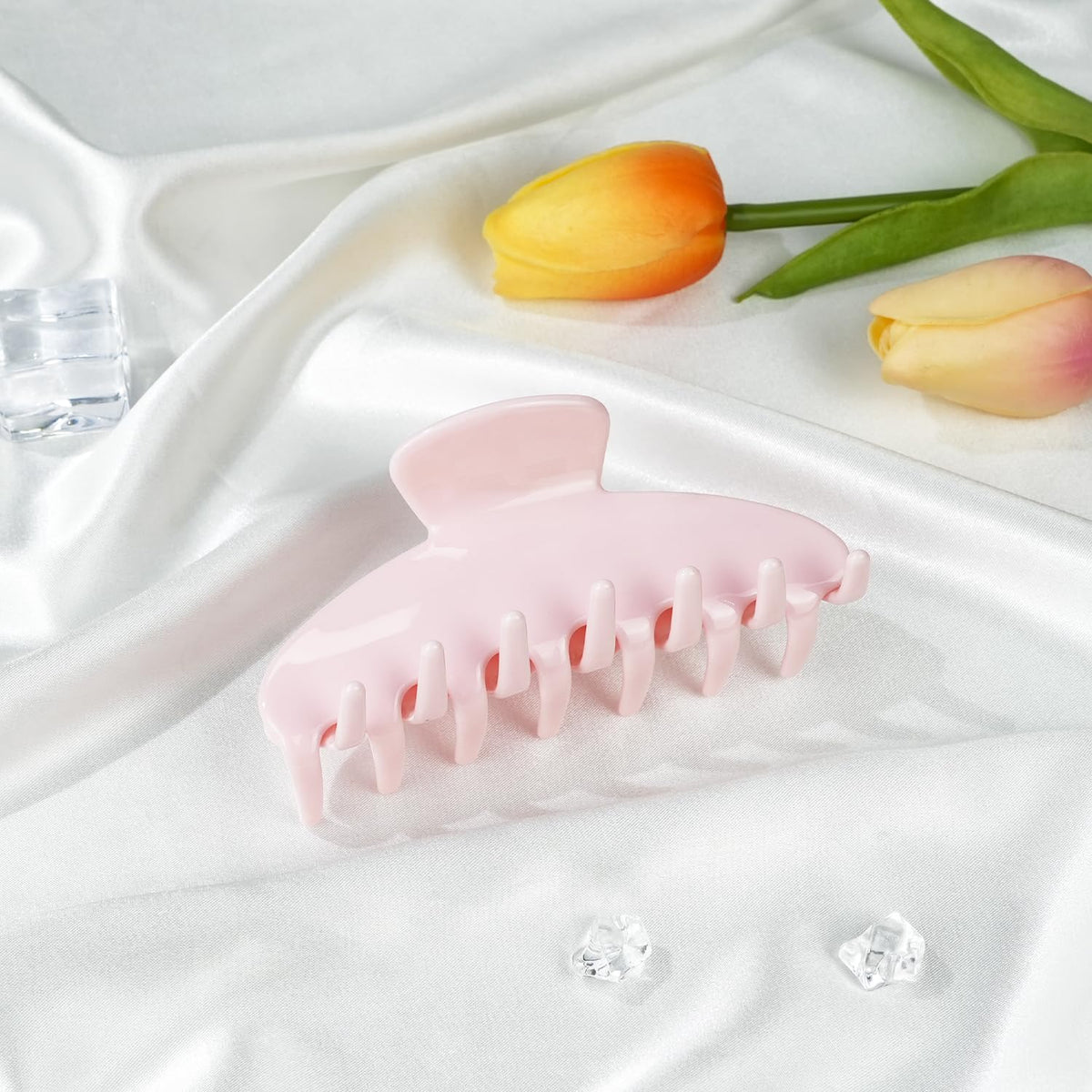 MAORULU smooth edges prevent snagging during morning routine.
