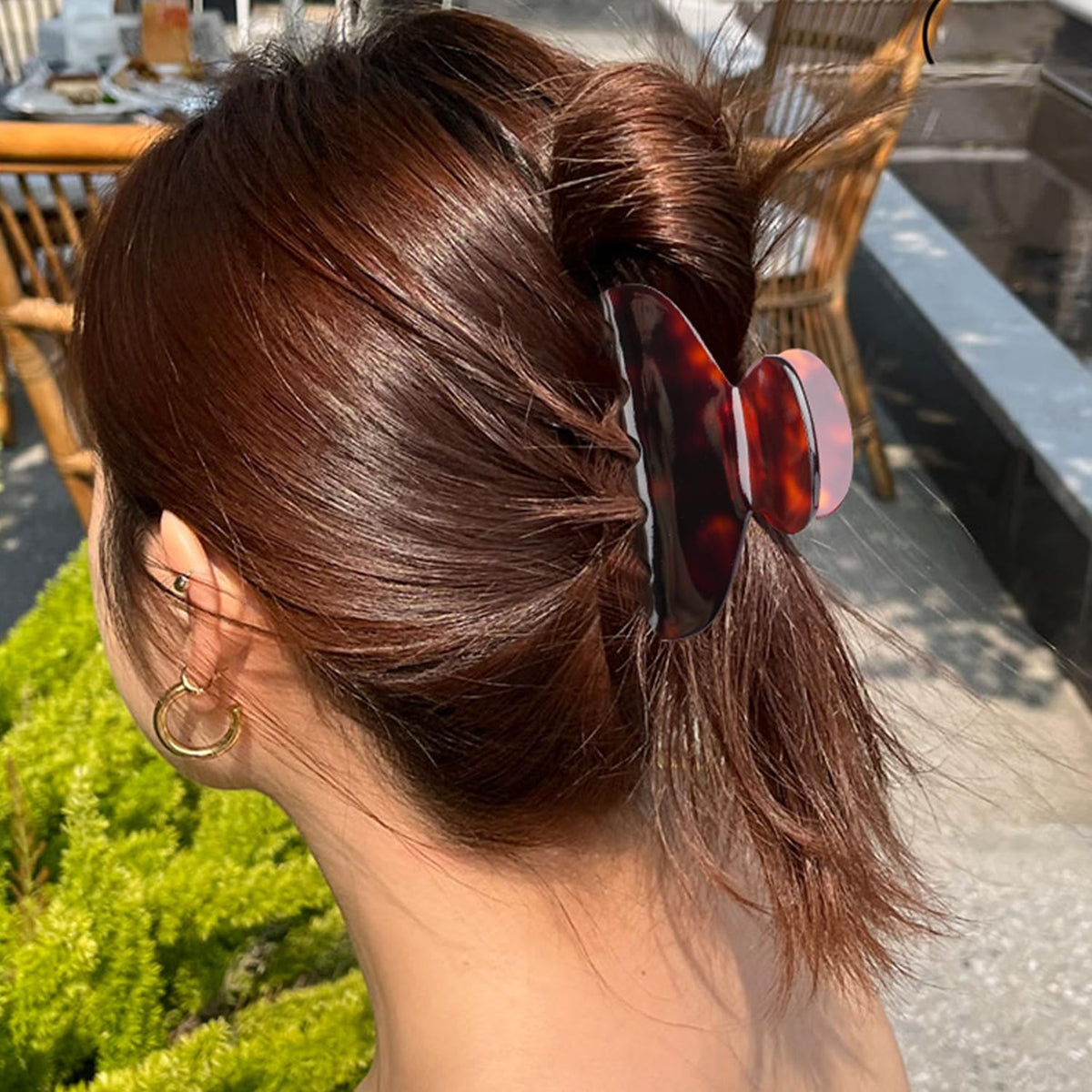 MAORULU teeth close-up hair clip highlighting smooth edges