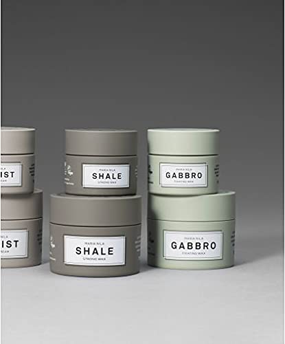 Maria Nila Minerals Gabbro aroma close-up with citrus cedar sandalwood notes.