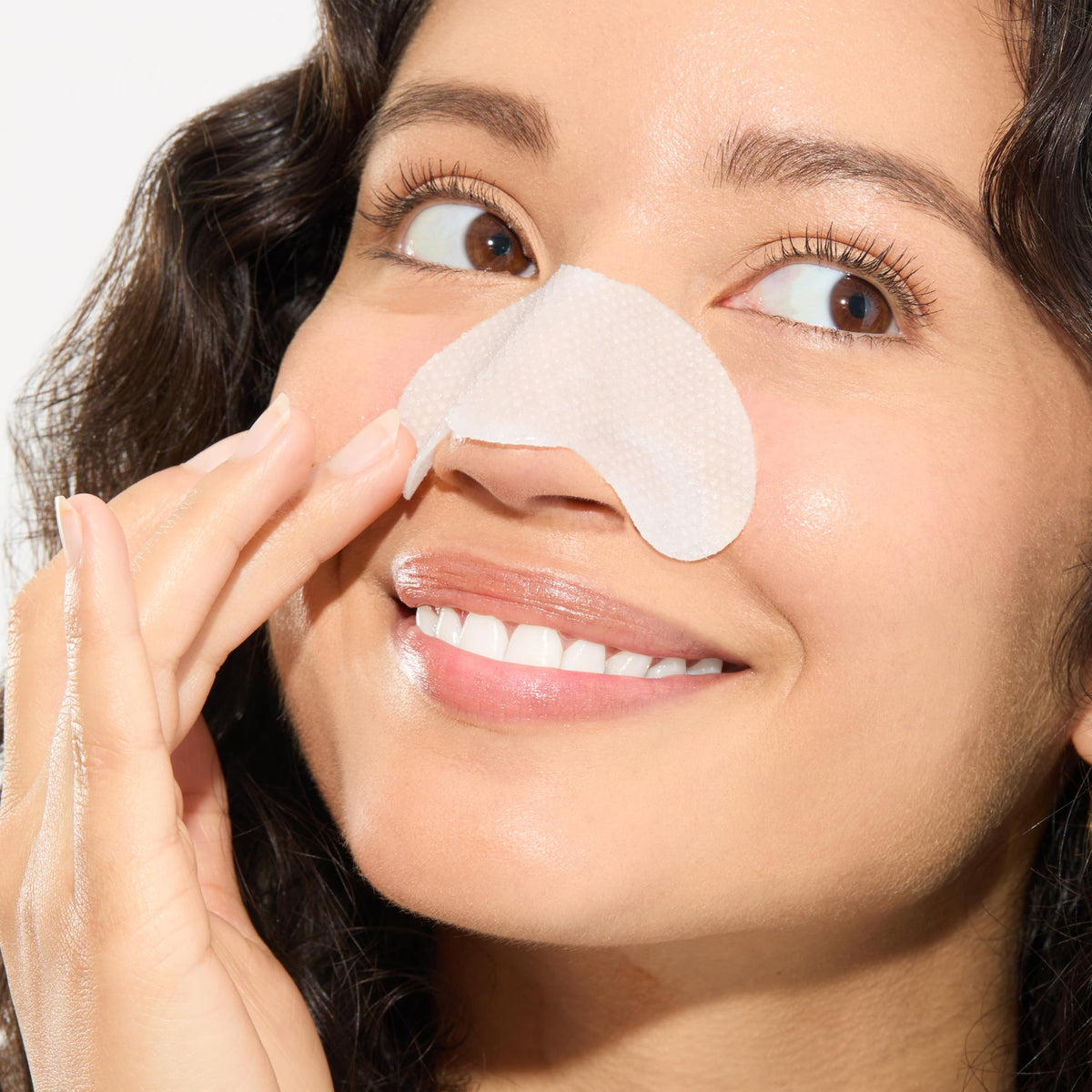 Patch demonstrating foaming action that activates on contact