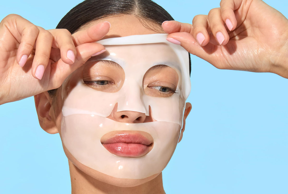Mario Badescu Advanced Collagen Hydrogel Mask niacinamide component suggests improved tone and texture.