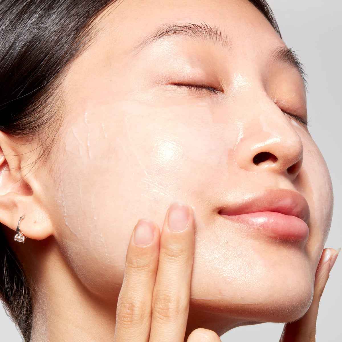 Mario Badescu Hydrating Overnight Mask packaging shot with branding.