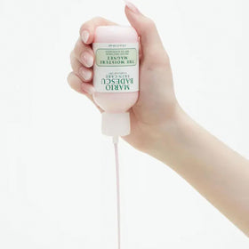 On-face view of Mario Badescu Moisture Magnet SPF15 delivering dewy hydration.