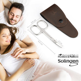 Travel-friendly marQus Solingen case keeps nails secure on the go.