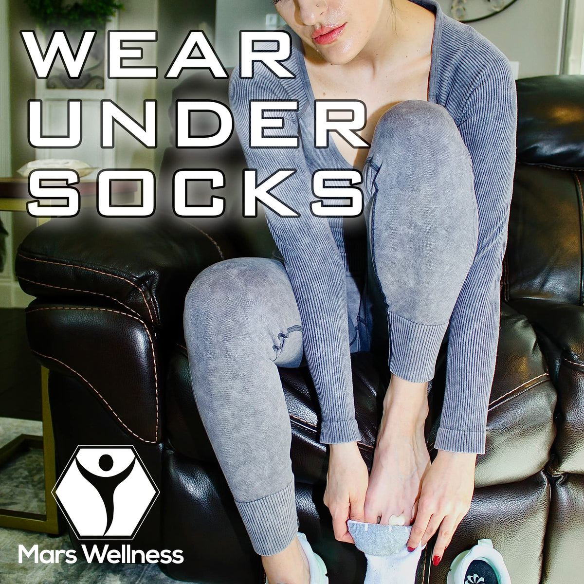 Mars Wellness Toe Separator flat lay highlights compact, travel-friendly design.