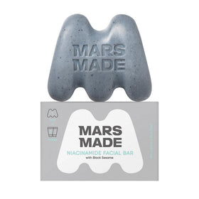 MARS MADE Niacinamide Bar with Black Sesame being poured for a smooth cleanse