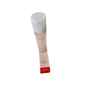 Mary Kay Micellar Water removing makeup on skin