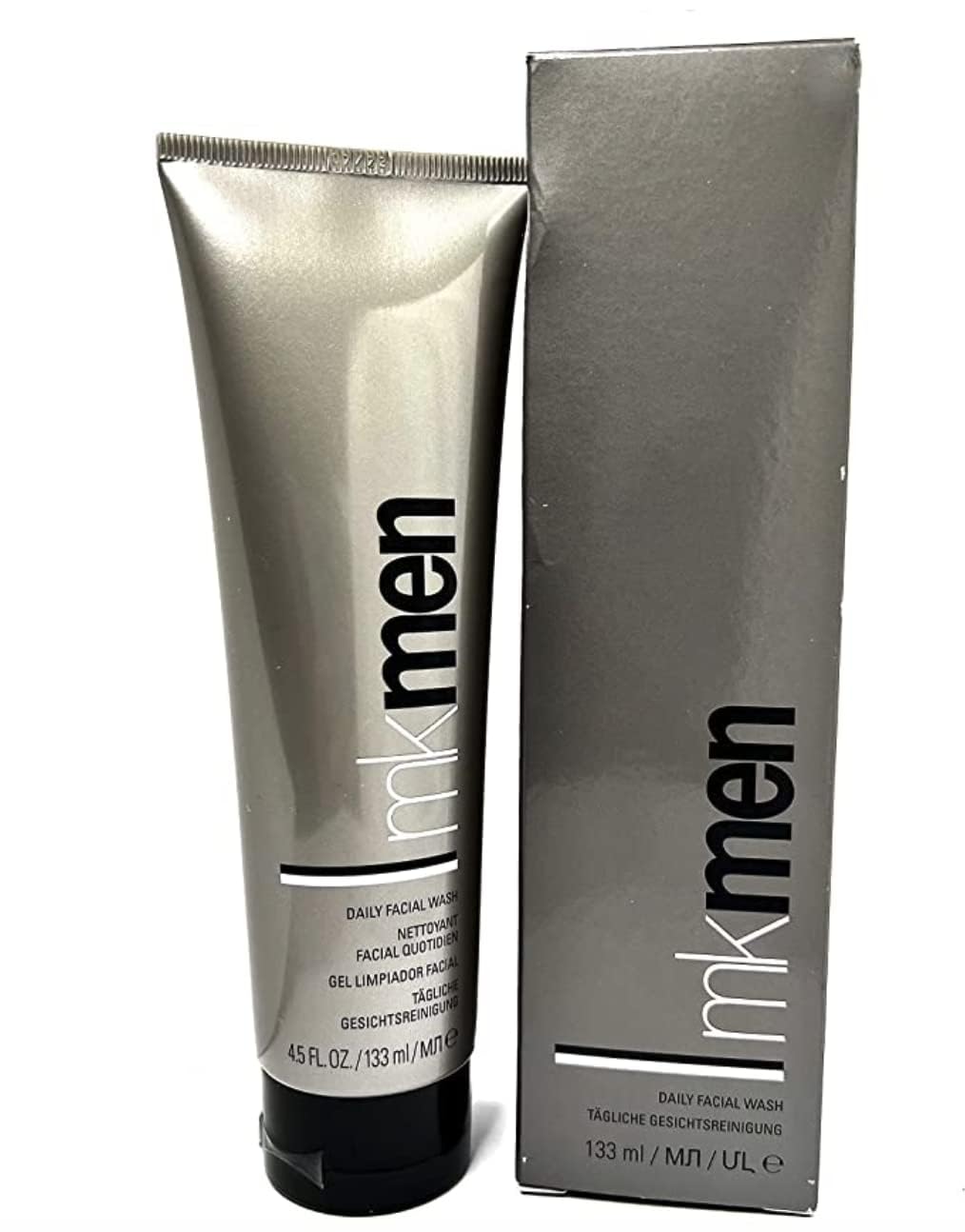 Mary Kay MK Men Daily Facial Wash bottle close-up for daily cleansing.