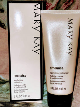 Mary Kay TimeWise Moisturizer shows a matte finish on skin for shine control.