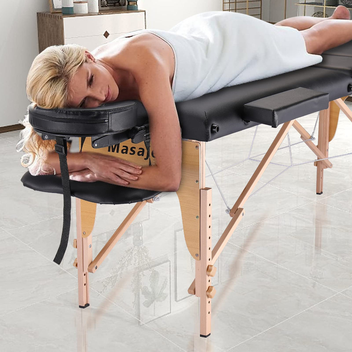 Masajeo lightweight folding table for travel and ease