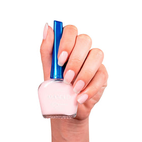 Base coat application by MASGLO Tradicional for stronger adhesion.