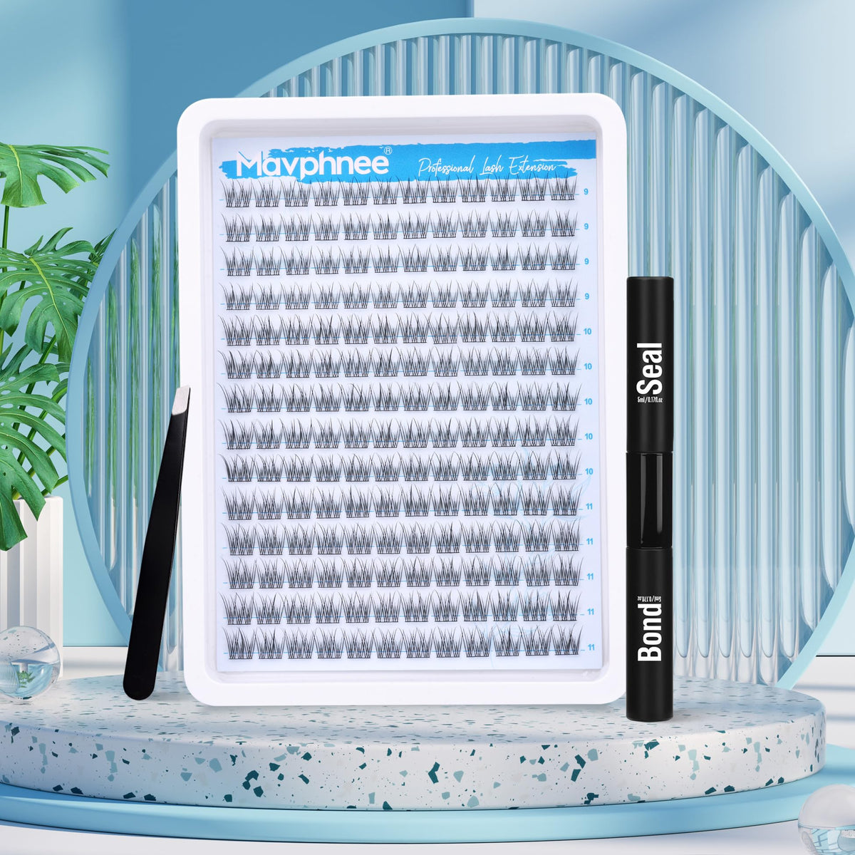 Mavphnee mixed-lengths 9-11mm lashes create varied volume and dimension.