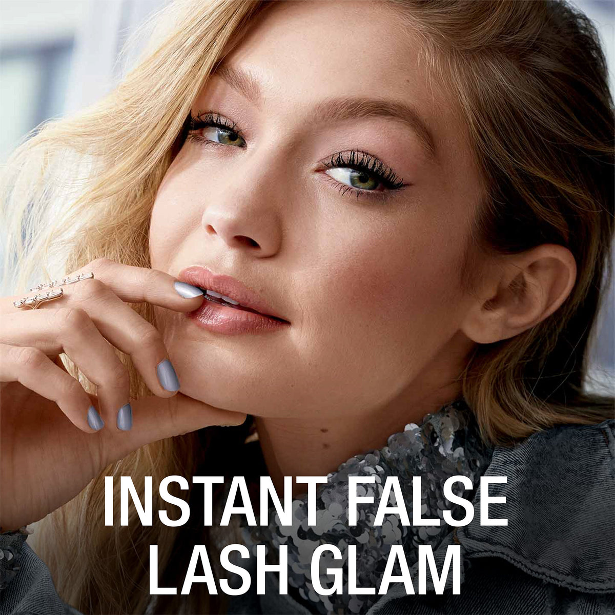 Maybelline Expert Eyes remover enables gentle mascara removal.