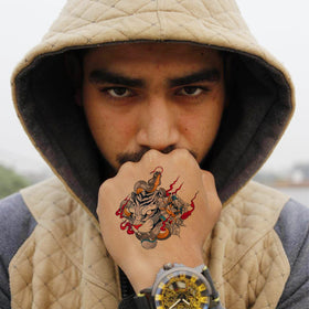MECOLOUR temporary tattoo paper illustrates easy at-home application.