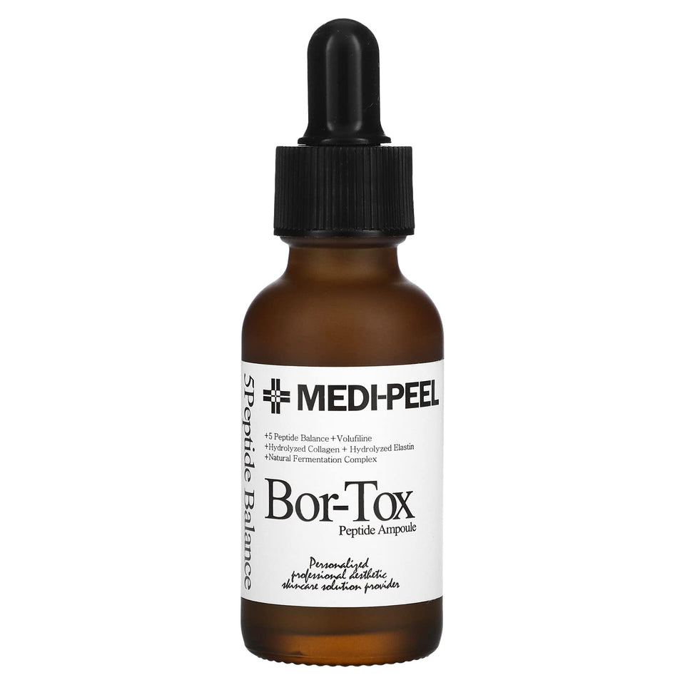 Medi-Peel 5Growth Factor Ampoule bottle pour hints hydration and smoothing.
