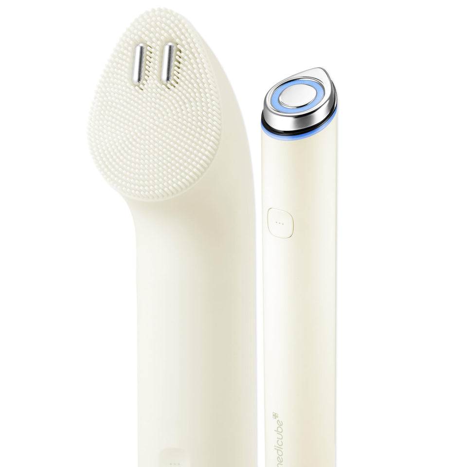 Medicube Mini Booster Pro Plus cleansing head close-up for pore cleansing and smoother skin