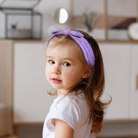 Melbelia non-slip elastic headband stays secure and comfy.