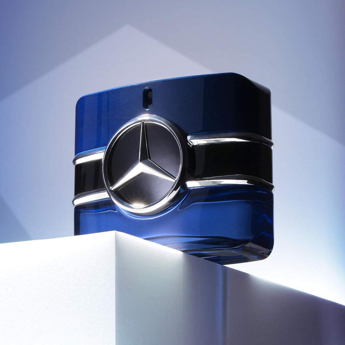 Gift-ready packaging underscores luxury gifting for him.