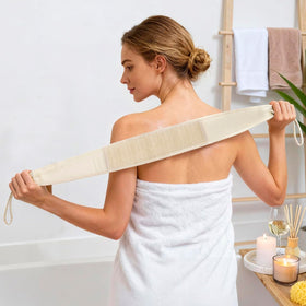 Mesiiloly facial brush for gentle exfoliation and brightness.
