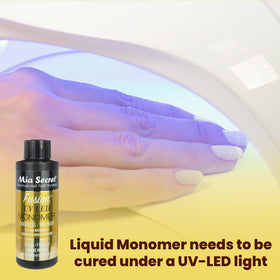 Mia Secret Odorless Fusion UV LED Monomer pairs with Mia Secret powders for best results.