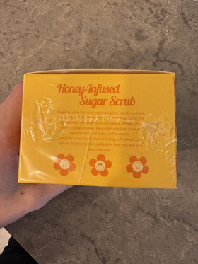 Mi-el Honey Infused Sugar Scrub massage demonstrating prep for razor glide.