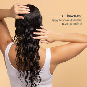 Milk Shake Curl Passion babassu oil nourishes and restructures hair.