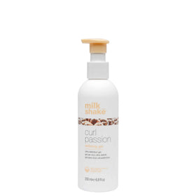 Milk_Shake Curl Passion Defining Gel bottle front, flexible hold for defined curls.