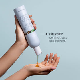 Milk_Shake Normalizing Blend Shampoo helicrysum extracts for soothing scalp