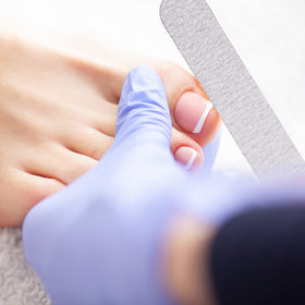Minatee emery boards in a salon setup for quick nail shaping.