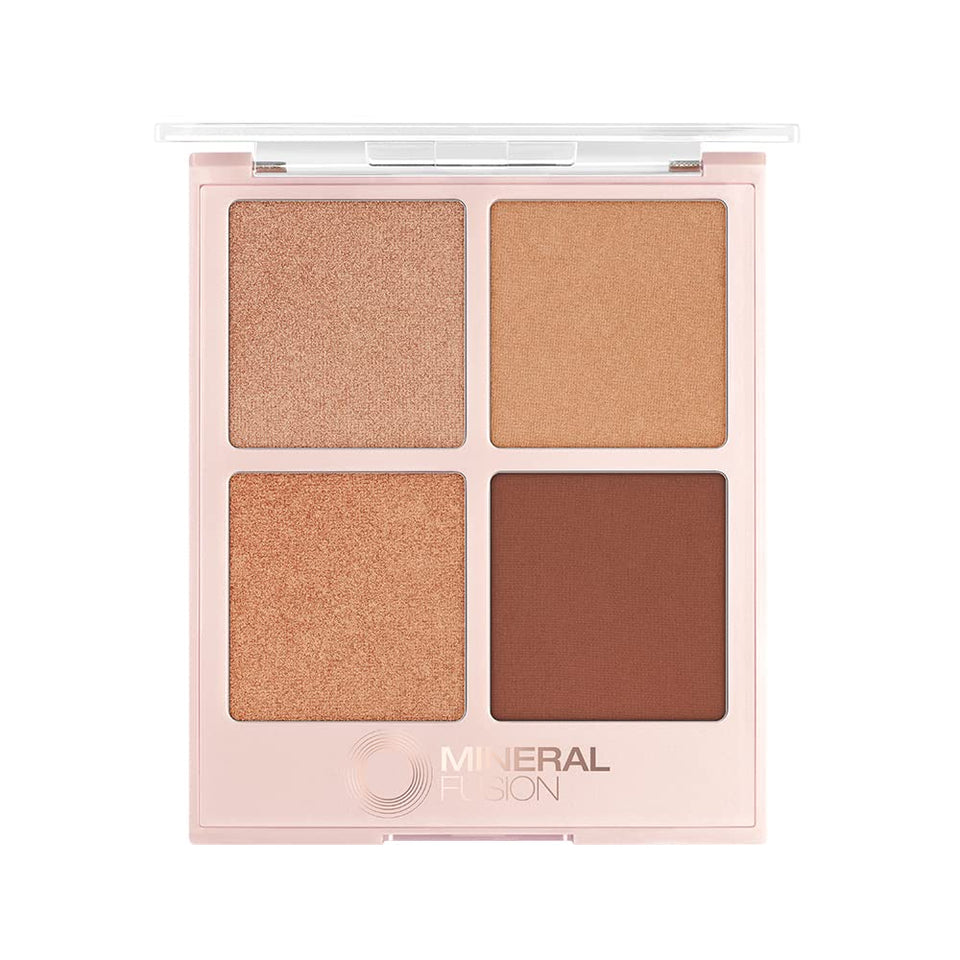 Mineral Fusion Pool Party Bronzer Palette open with four shades for versatile looks