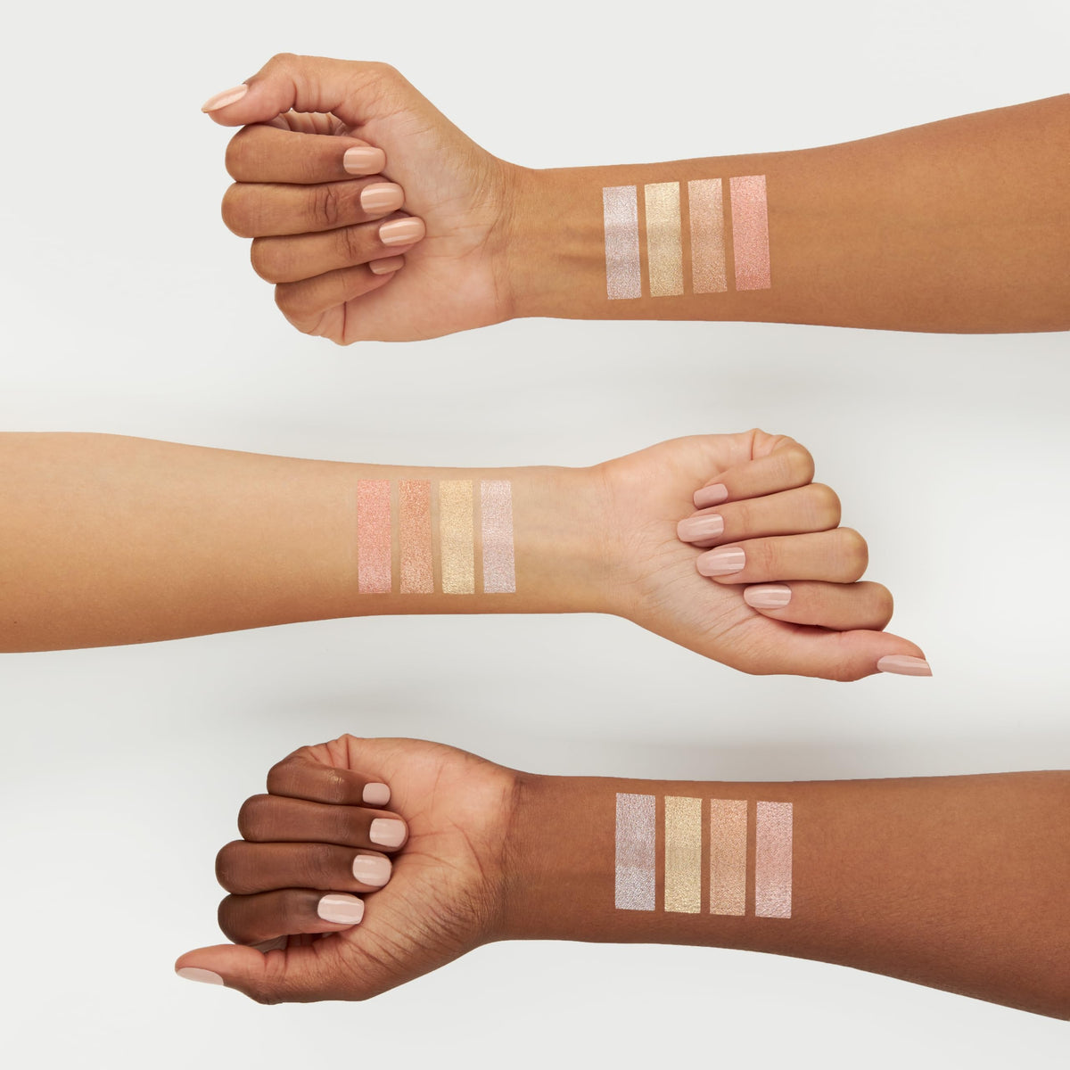 Mineral Fusion Stargazing matte finish swatch for contour without sheen