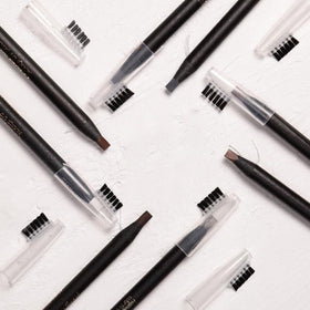 Mingran peel-off eyebrow pencils enable quick shape adjustments during sessions.