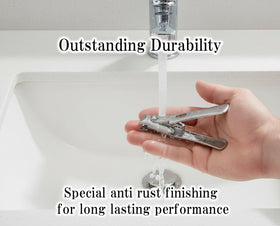 Mirrorcrest clipper minimizes flying clippings for cleaner grooming.