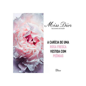 Miss Dior Blooming Bouquet EDT spray action suggesting easy daily application and fresh aroma.