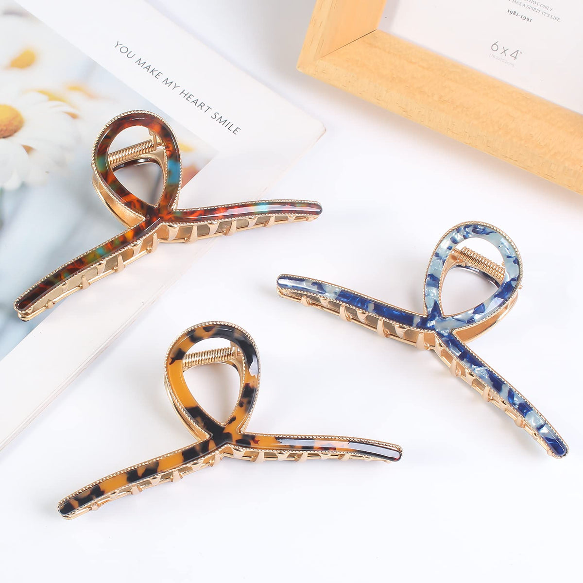 Mistofu clip packaging emphasizes durable metal build for long-lasting use