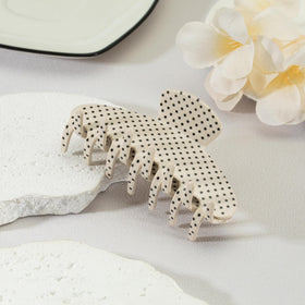 Mixcbe French-style claw clip with non-slip teeth for secure hold across hair types.
