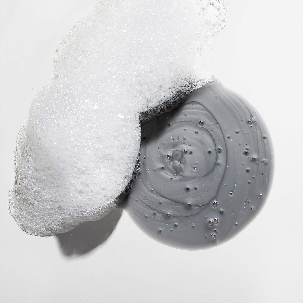 Coconut clarifier diagram demonstrates Mizani's natural cleansing power.