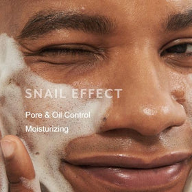 MIZON Snail Repairing Foam Cleanser bottle top for easy dispensing