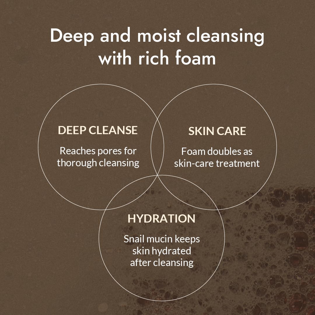 Cream-to-foam texture expanding into soft bubbles