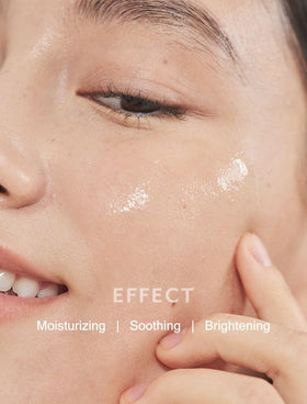 MIZON Peptide 500 serum swirl texture highlights lightweight, fast-absorbing formula