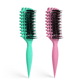 MMBVSZ curly hair brush packaging shows a compact, travel-friendly design.
