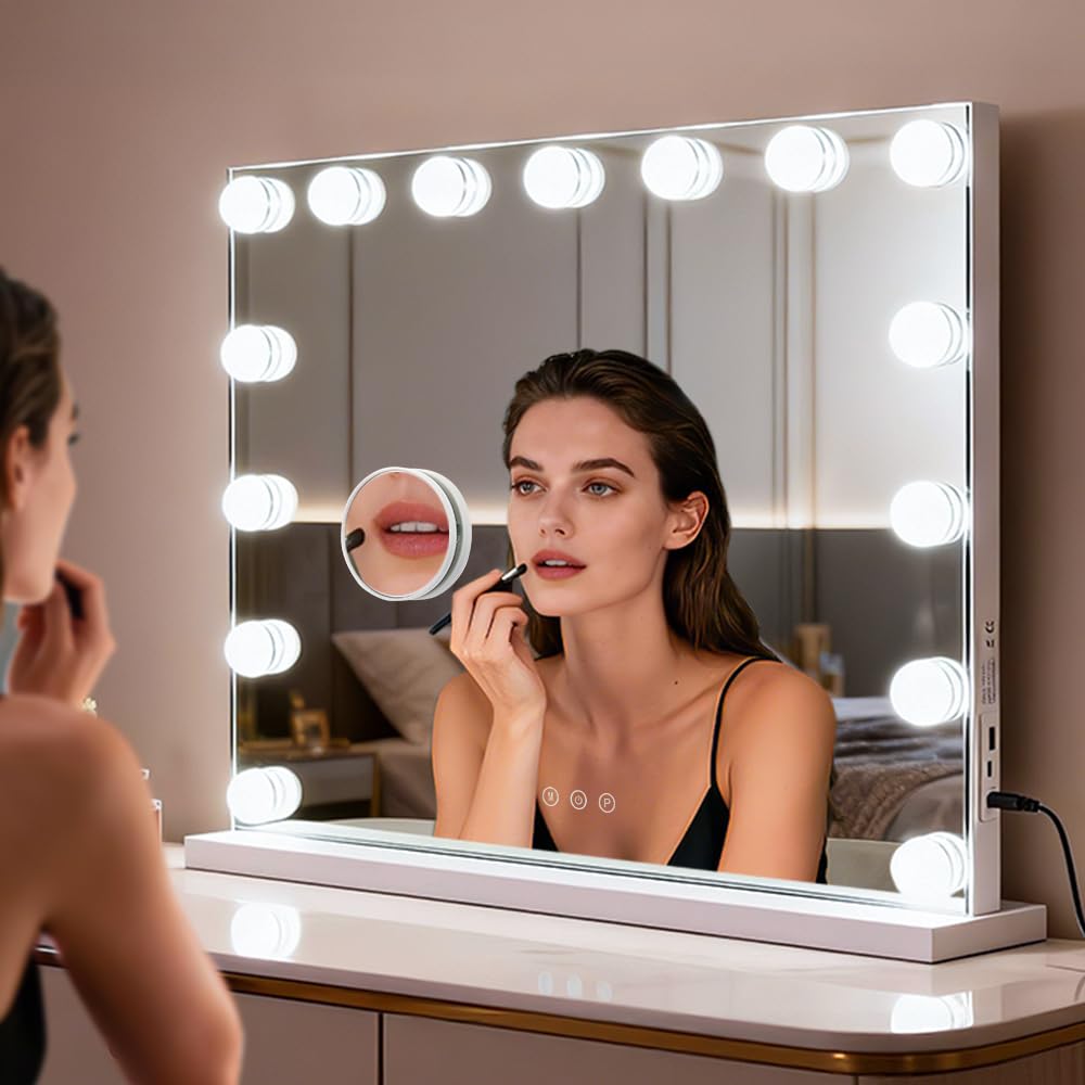M MIVONDA 3 lighting modes tailor the makeup task to your setting.