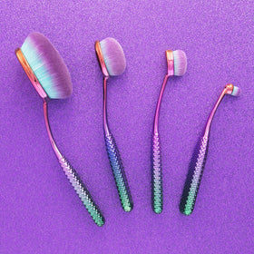 MODA Prismatic concealer oval brush for even, streak-free coverage