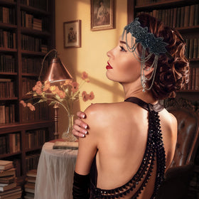 MoHern satin gloves with classic cuffs for graceful arm movements.