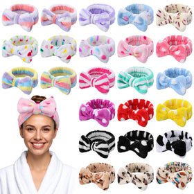 Molain spa headband bow design keeps hair away during facial routines.