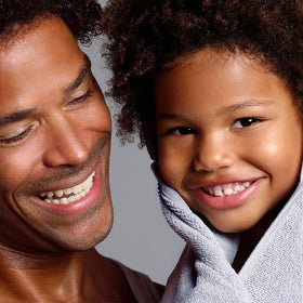 MONAT Junior Gentle Detangler quick-application for busy parent routines.